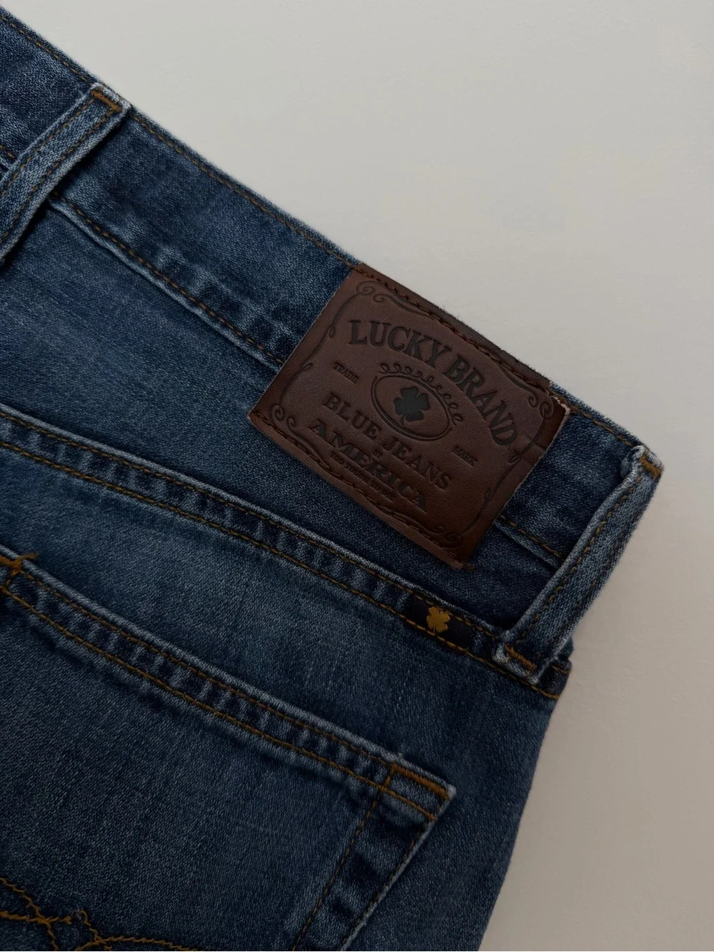 Lucky Brand classic lucky